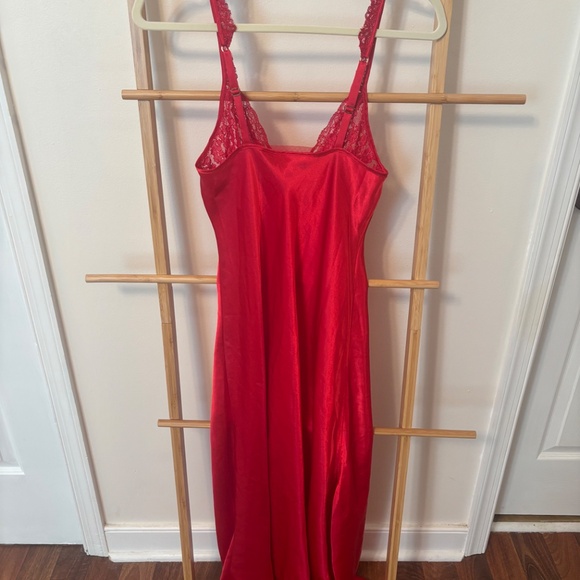 Vintage Victoria’s Secret gold label size small slip dress - Picture 3 of 6